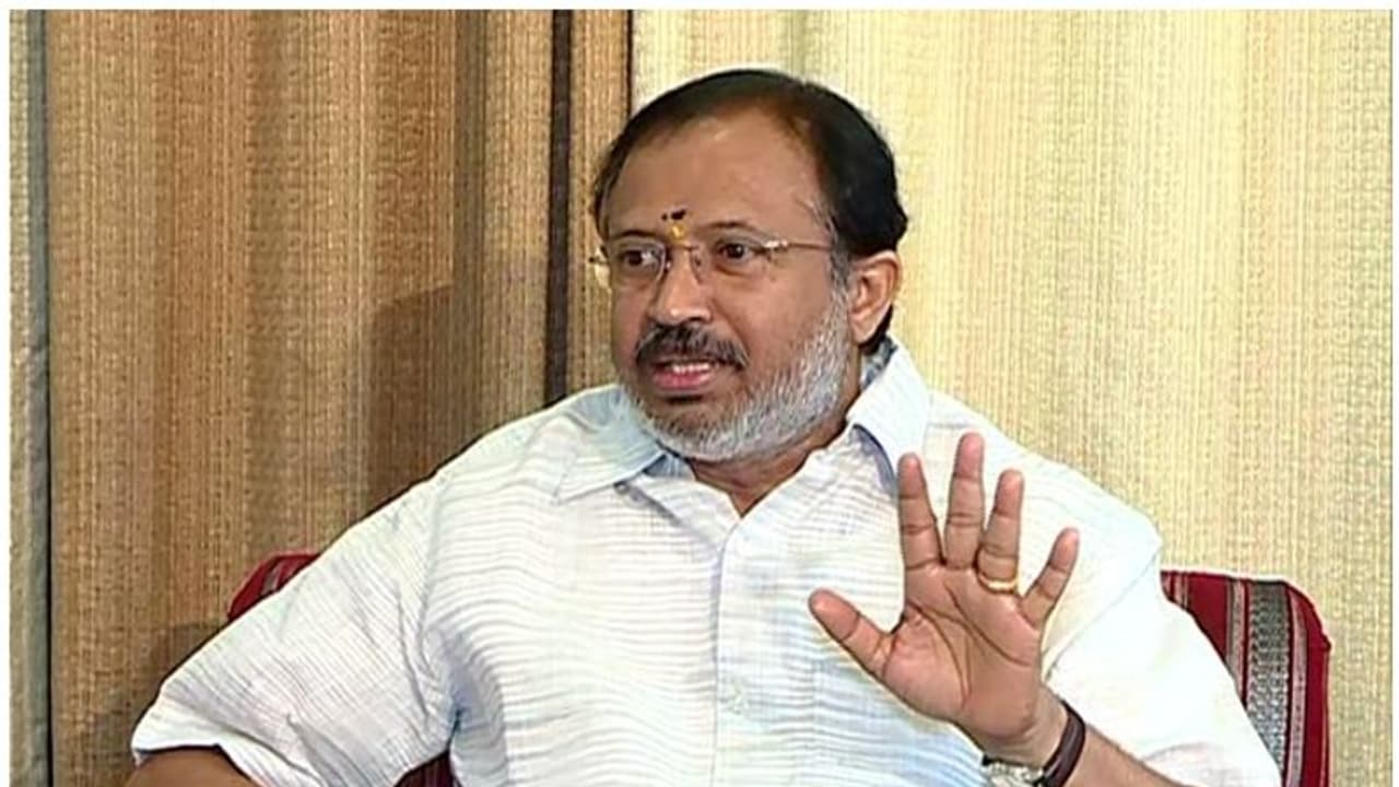 കേന്ദ്രമന്ത്രി വി മുരളീധരന്റെ കൊവിഡ് പരിശോധന റിസൾട്ട് നെഗറ്റീവ് കേന്ദ്രമന്ത്രി വി മുരളീധരന്റെ കൊവിഡ് പരിശോധന റിസൾട്ട് നെഗറ്റീവ്