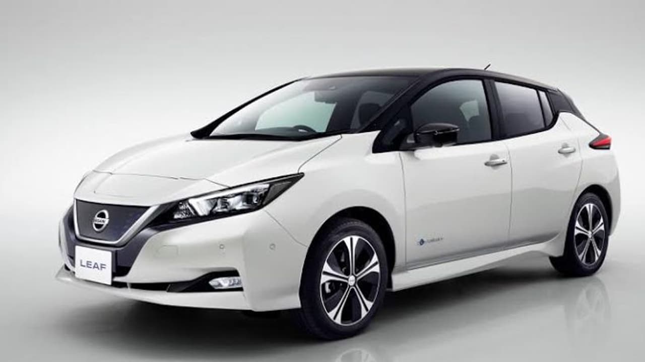 ಕಾರು ಬುಕ್ ಮಾಡಿ ಕಾರಿನ ಜತೆ ಪರಾರಿ! ಡ್ರೈವರ್ನ್ನು ಲಾಡ್ಜ್ಗೆ ಕಳುಹಿಸಿ ಕೃತ್ಯ ಕಾರು ಬುಕ್ ಮಾಡಿ ಕಾರಿನ ಜತೆ ಪರಾರಿ! ಡ್ರೈವರ್ನ್ನು ಲಾಡ್ಜ್ಗೆ ಕಳುಹಿಸಿ ಕೃತ್ಯ