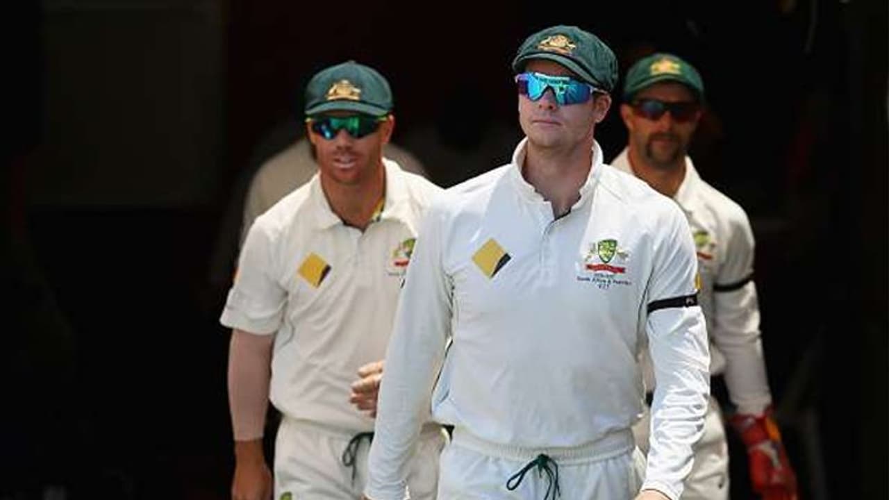 आस्ट्रेलिया के जंगलों में लगी आग से 18 की मौत, सम्मान में काली पट्टी बांधकर उतरेंगे खिलाड़ी आस्ट्रेलिया के जंगलों में लगी आग से 18 की मौत, सम्मान में काली पट्टी बांधकर उतरेंगे खिलाड़ी