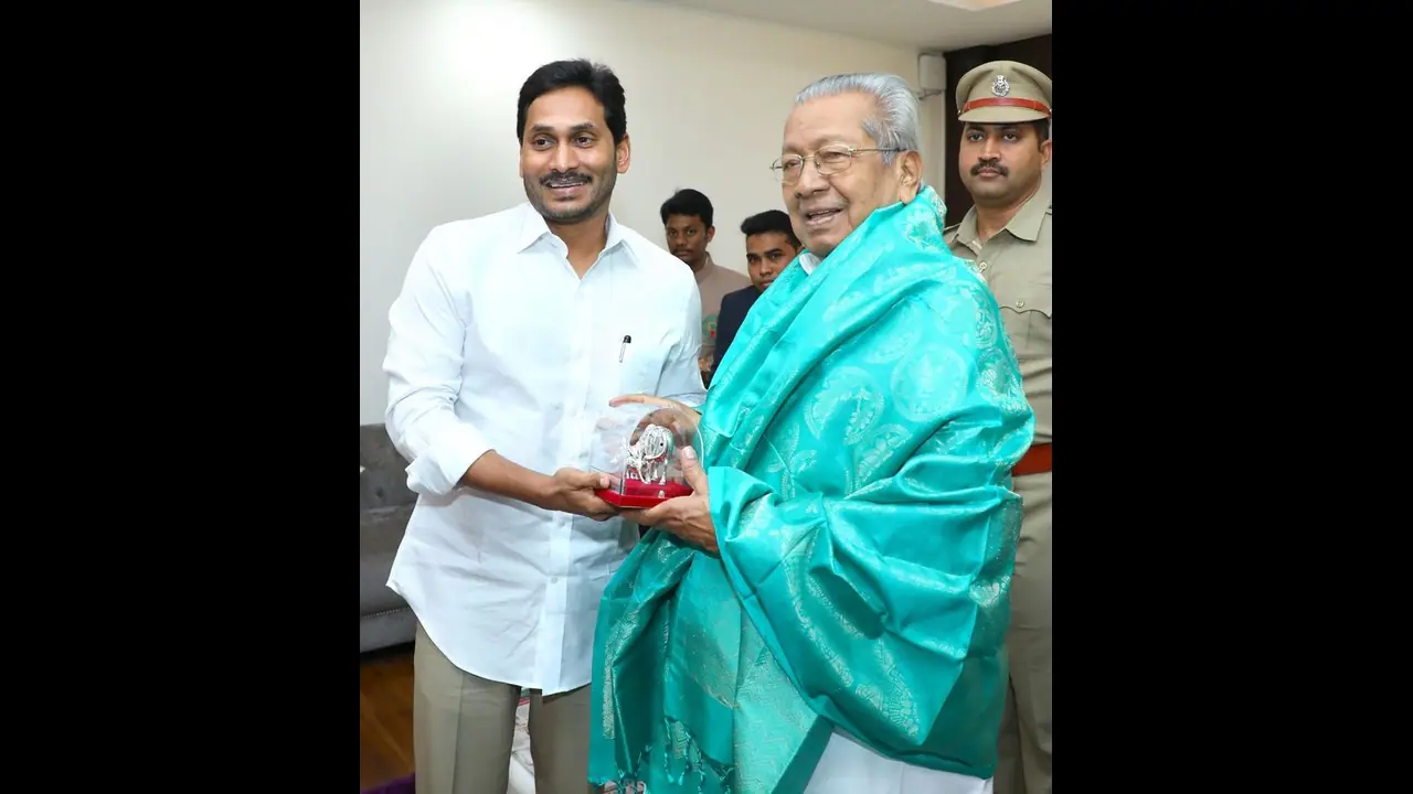 గవర్నర్‌తో భేటీకానున్న జగన్: అసెంబ్లీ సమావేశాలతో పాటు కీలకాంశాలపై చర్చ