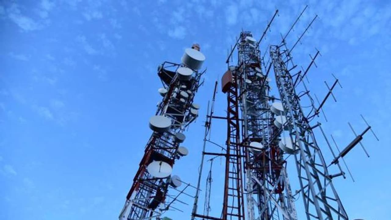 दूरसंचार विभाग ने जीएनवीएफसी को 15,000 करोड़ रुपये के बकाये का नोटिस भेजा दूरसंचार विभाग ने जीएनवीएफसी को 15,000 करोड़ रुपये के बकाये का नोटिस भेजा