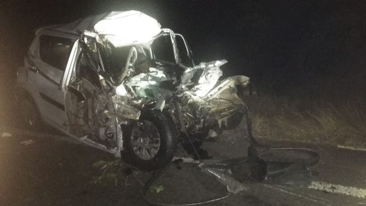 ಮುಧೋಳ ಬಳಿ ಭೀಕರ ಅಪಘಾತ: ಸ್ಥಳದಲ್ಲೇ ನಾಲ್ವರ ದುರ್ಮರಣ ಮುಧೋಳ ಬಳಿ ಭೀಕರ ಅಪಘಾತ: ಸ್ಥಳದಲ್ಲೇ ನಾಲ್ವರ ದುರ್ಮರಣ