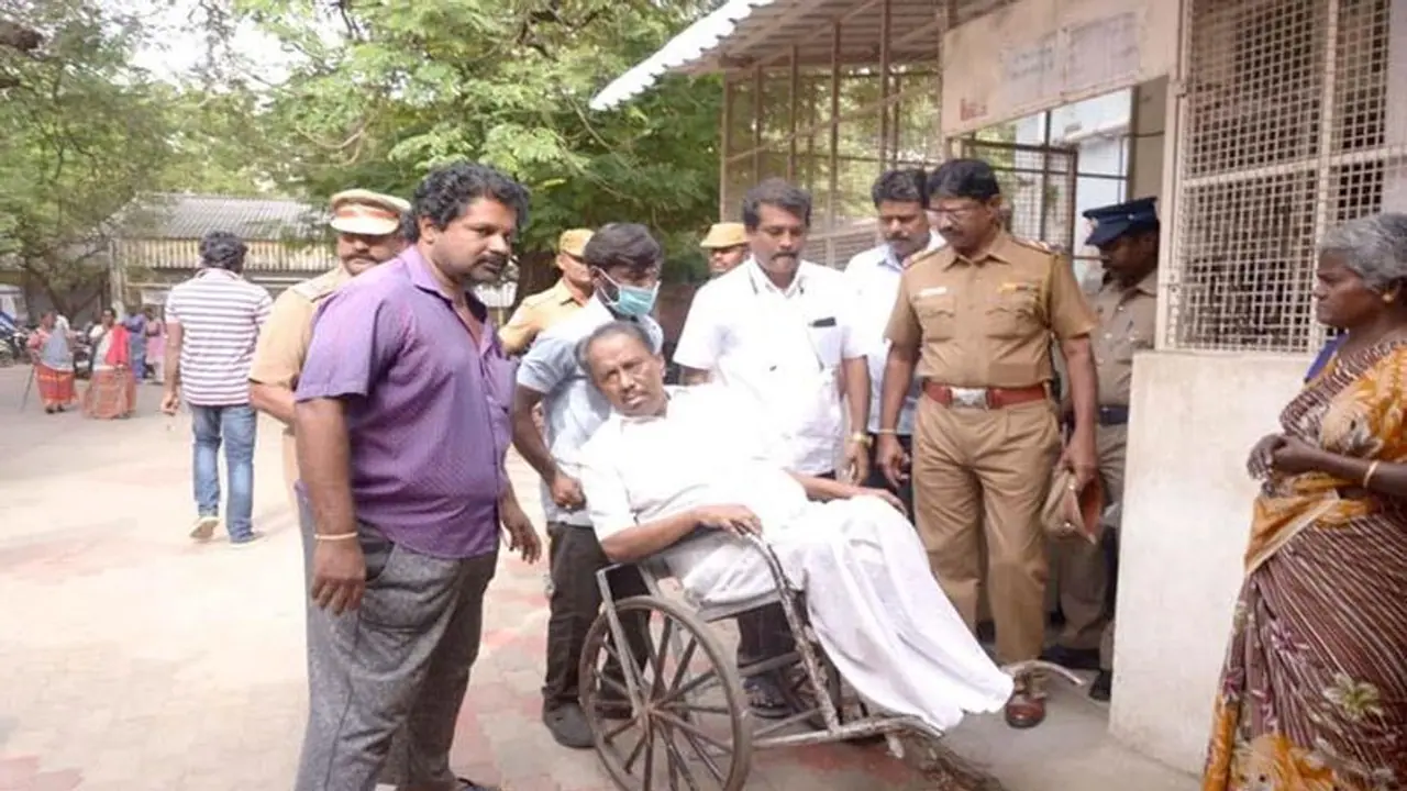 நாவால் கெட்ட நெல்லை கண்ணன் !! இப்ப எங்க இருக்கிறார் தெரியுமா ? நாவால் கெட்ட நெல்லை கண்ணன் !! இப்ப எங்க இருக்கிறார் தெரியுமா ?