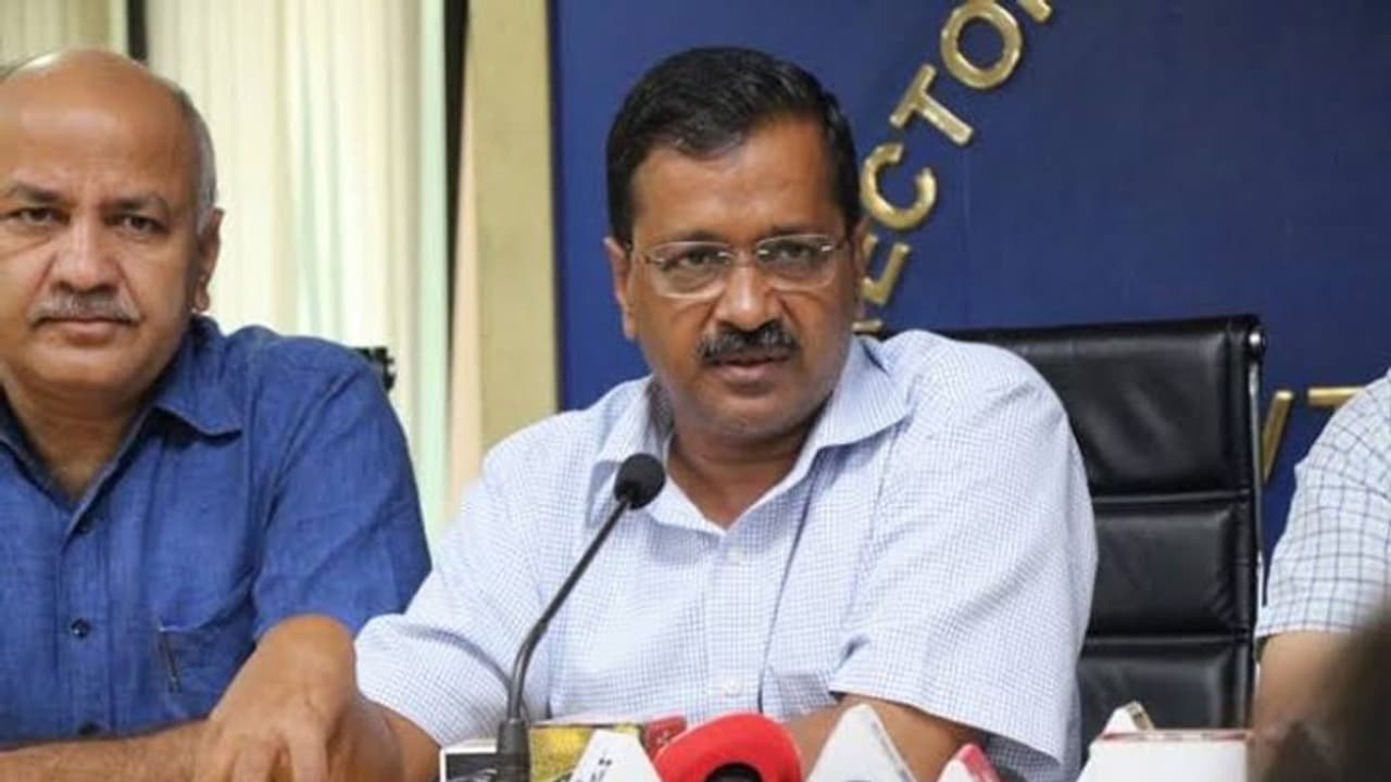 ഹിന്ദുവിനും മുസ്ലീമിനും ഇടയിൽ വിഭാഗീയത സൃഷ്ടിക്കുന്നവർക്ക് വോട്ട് നൽകരുത്: അരവിന്ദ് കെജ്രിവാൾ ഹിന്ദുവിനും മുസ്ലീമിനും ഇടയിൽ വിഭാഗീയത സൃഷ്ടിക്കുന്നവർക്ക് വോട്ട് നൽകരുത്: അരവിന്ദ് കെജ്രിവാൾ