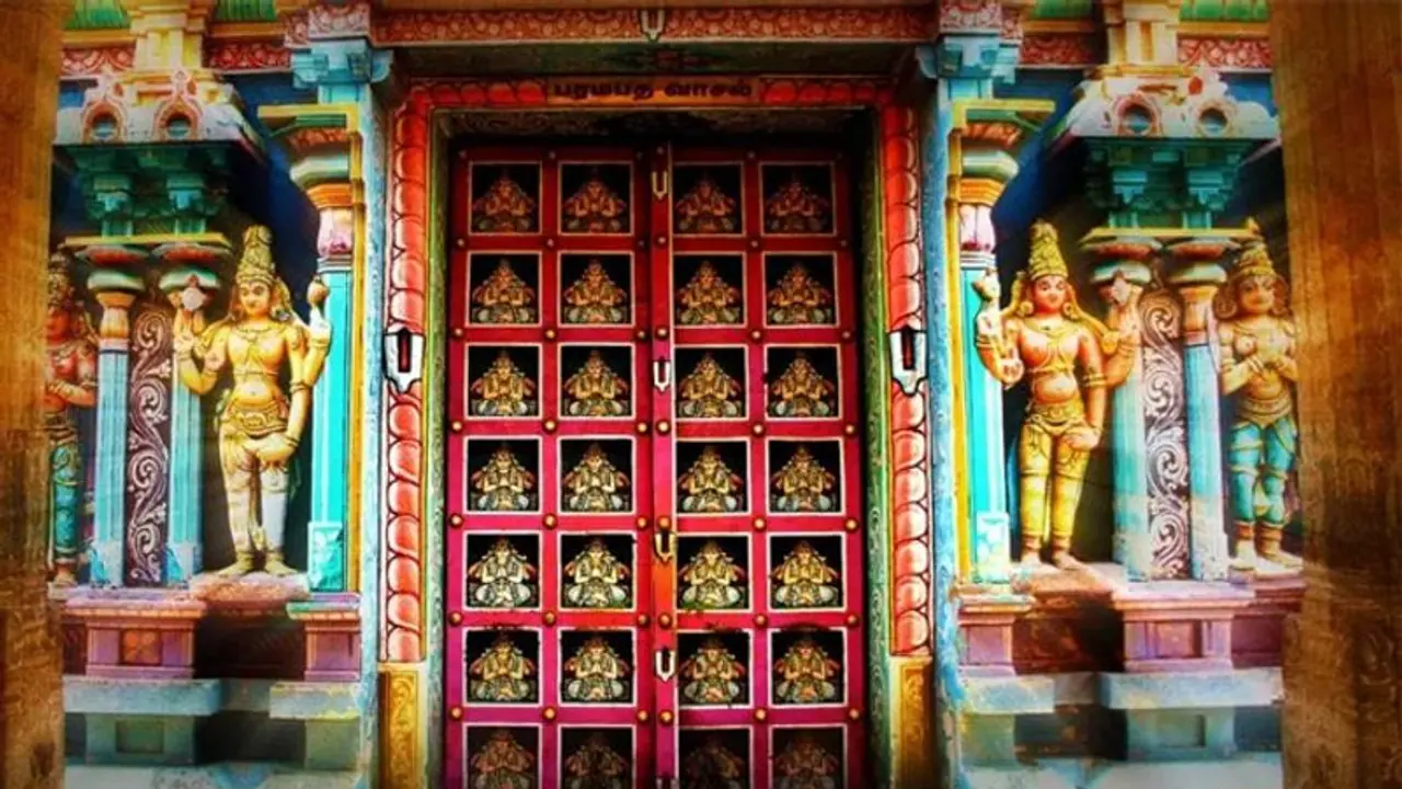 వైకుంఠ ద్వార దర్శనం: టీటీడీకి హైకోర్టు కీలక ఆదేశాలు వైకుంఠ ద్వార దర్శనం: టీటీడీకి హైకోర్టు కీలక ఆదేశాలు