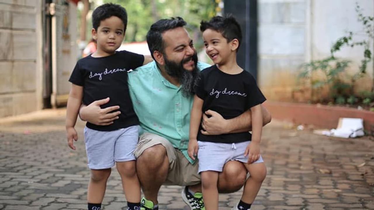 ഇരട്ടക്കുട്ടികളെ നോക്കാനായി ഭര്‍ത്താവ് ജോലി ഉപേക്ഷിച്ചു; പലരും പരി​ഹസിച്ചു, യുവാവിന്റെ കുറിപ്പ്