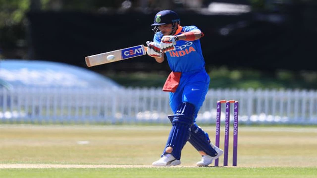 আউট দেওয়ায় গালিগালাজ, কেকেআর তারকার চাপে সিদ্ধান্ত বদল আম্পায়ারের আউট দেওয়ায় গালিগালাজ, কেকেআর তারকার চাপে সিদ্ধান্ত বদল আম্পায়ারের