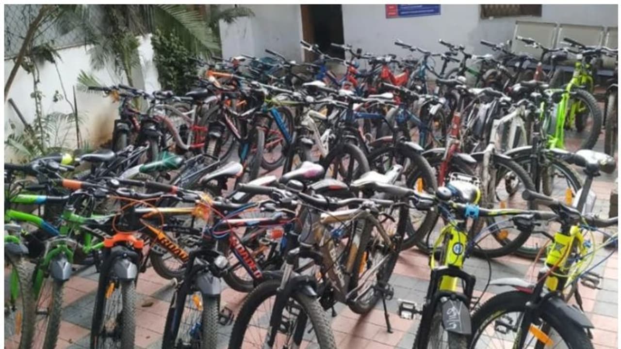 നാട്ടുകാരുടെ സൈക്കിളുകള്‍ ഓരോന്നായി അപ്രത്യക്ഷമാകുന്നു; കാരണം കണ്ടെത്തി, അന്വേഷണം എത്തി നിന്നത് ഒരാളില്‍!
