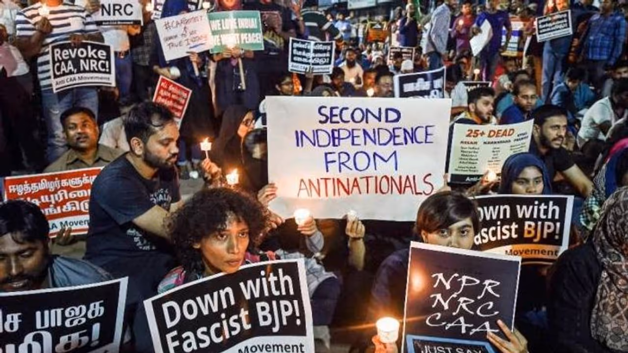 പൗരത്വ നിയമ ഭേദ​ഗതി; തിരുപ്പൂരിൽ മുന്നൂറോളം പ്രതിഷേധക്കാരെ അറസ്റ്റ് ചെയ്തു