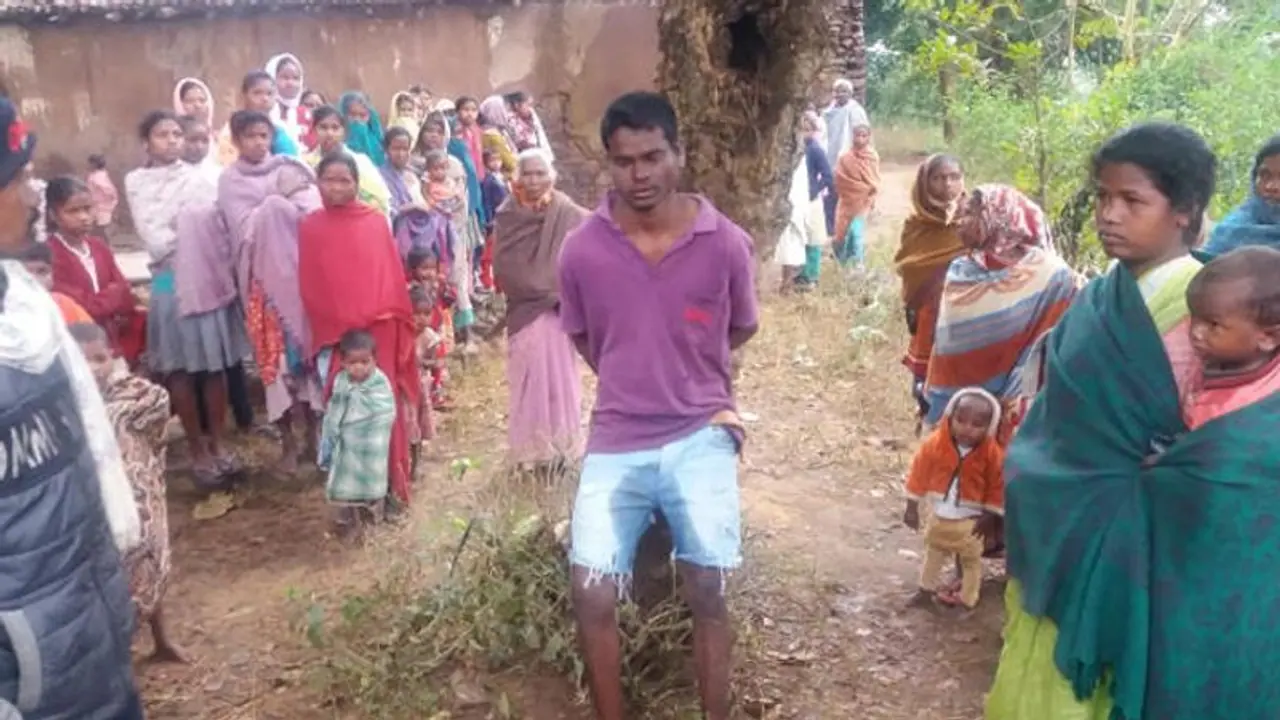 जामुन का पेड़ देखते ही सनक उठता था शख्स, आधी रात भाभी से बोला, प्यास लगी है पानी पिलाओ जामुन का पेड़ देखते ही सनक उठता था शख्स, आधी रात भाभी से बोला, प्यास लगी है पानी पिलाओ