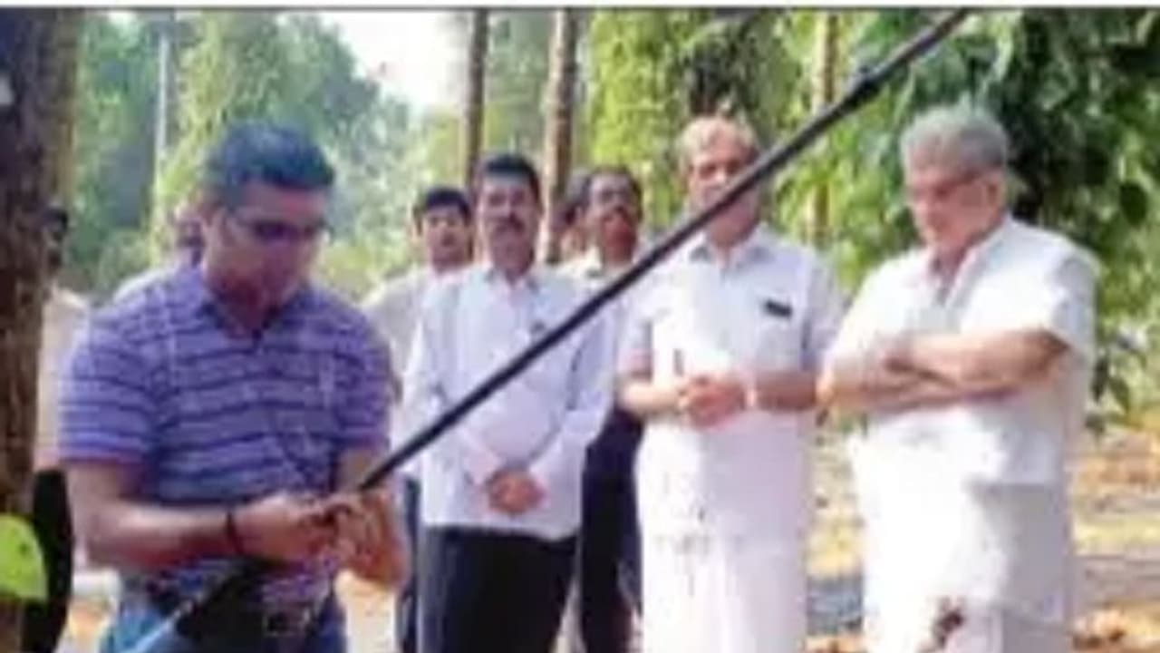 ಅಮೆರಿಕದ ಎಂಜಿನಿಯರ್‌ನ ಹೈಟೆಕ್ ದೋಂಟಿ, ಅಡಿಕೆ ಕೊಯ್ಯುವುದಿನ್ನು ಕಷ್ಟವಲ್ಲ..!