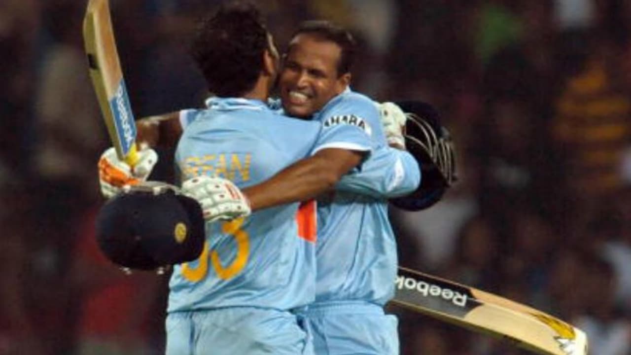 ஓய்வு அறிவித்த இர்ஃபான் பதான்.. தம்பியுடனான மறக்கமுடியாத தருணத்தை பகிர்ந்த அண்ணன் யூசுஃப்.. பதான் சகோதரர்கள் ஆடிய ருத்ரதாண்டவத்தின் ஃப்ளாஷ்பேக் ஓய்வு அறிவித்த இர்ஃபான் பதான்.. தம்பியுடனான மறக்கமுடியாத தருணத்தை பகிர்ந்த அண்ணன் யூசுஃப்.. பதான் சகோதரர்கள் ஆடிய ருத்ரதாண்டவத்தின் ஃப்ளாஷ்பேக்