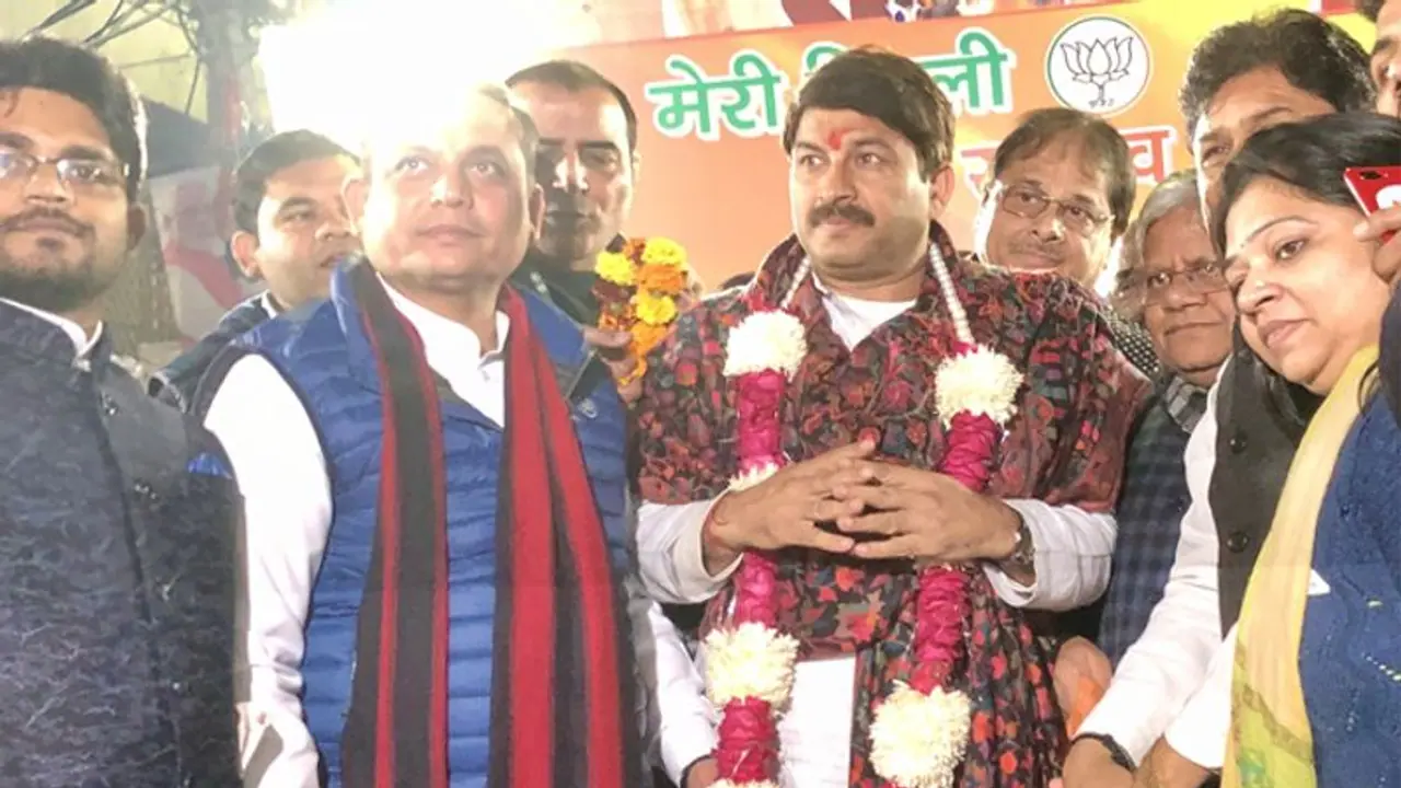 मनोज तिवारी ने कहा, केजरीवाल अफवाह फैलाने वाले CM; लोगों से मांगे माफी मनोज तिवारी ने कहा, केजरीवाल अफवाह फैलाने वाले CM; लोगों से मांगे माफी