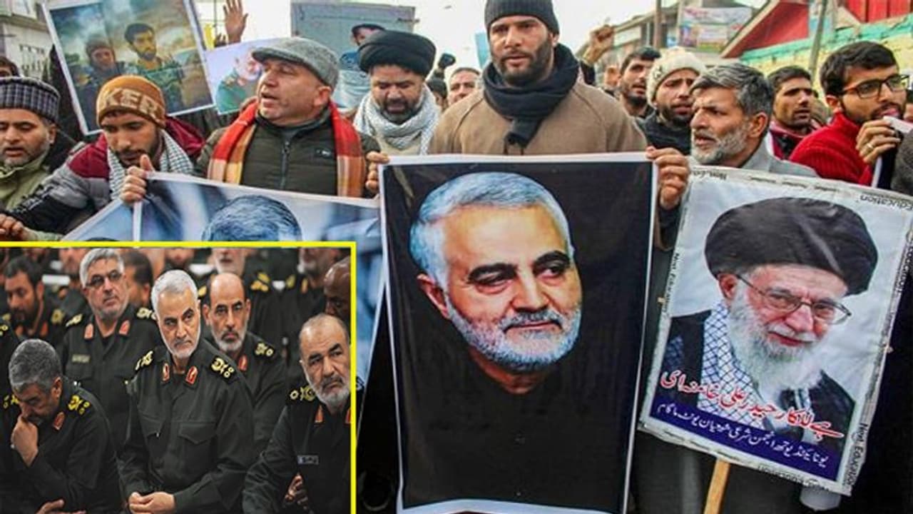 ईरान के सर्वोच्च नेता ने जनरल सुलेमानी के लिए पढ़ी गई आखिरी नमाज ईरान के सर्वोच्च नेता ने जनरल सुलेमानी के लिए पढ़ी गई आखिरी नमाज