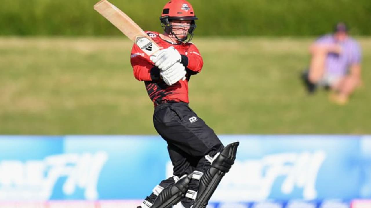 ஒரே ஓவரில் 6 சிக்ஸர்கள்.. நியூசிலாந்து வீரர் சாதனை.. வீடியோ ஒரே ஓவரில் 6 சிக்ஸர்கள்.. நியூசிலாந்து வீரர் சாதனை.. வீடியோ