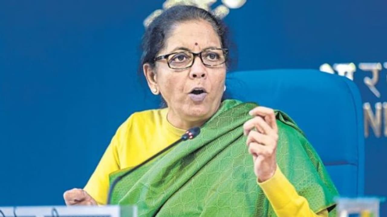 Budget 2020:కొత్త ఉద్యోగాల కల్పనకు బాటలేయండి.. కేంద్ర మంత్రి నిర్మలా సీతారామన్ Budget 2020:కొత్త ఉద్యోగాల కల్పనకు బాటలేయండి.. కేంద్ర మంత్రి నిర్మలా సీతారామన్