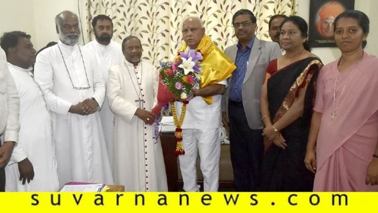 'ಕಪಾಲ ಬೆಟ್ಟದಲ್ಲೇ ಏಸು ಪ್ರತಿಮೆಗೆ ಅನುಮತಿ ನೀಡಿ' 'ಕಪಾಲ ಬೆಟ್ಟದಲ್ಲೇ ಏಸು ಪ್ರತಿಮೆಗೆ ಅನುಮತಿ ನೀಡಿ'