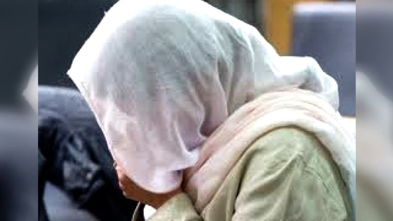 మణికంఠతో లవ్ అఫైర్: సింధు మృతిపై తేల్చేసిన పోలీసులు