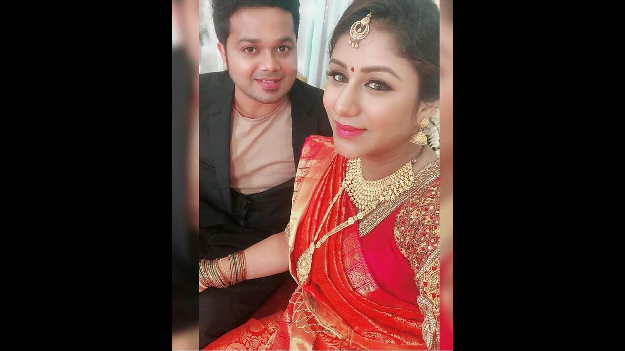 “ராஜா ராணி” ஜோடிக்கு குட்டி இளவரசி வந்தாச்சு... மகிழ்ச்சியில் ஆல்யா சஞ்சீவ்...! “ராஜா ராணி” ஜோடிக்கு குட்டி இளவரசி வந்தாச்சு... மகிழ்ச்சியில் ஆல்யா சஞ்சீவ்...!