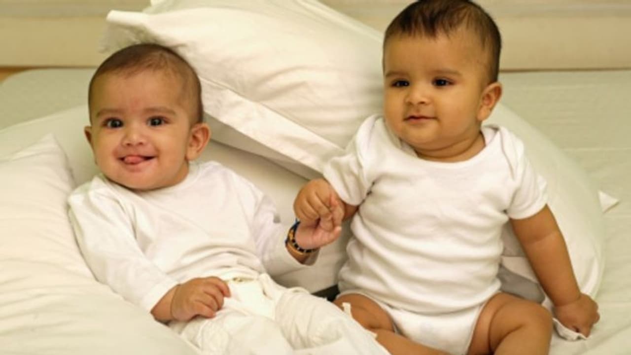 যমজদের মধ্য়েও প্রচুর অমিল আছে, জানুন সেই অজানা তথ্য় যমজদের মধ্য়েও প্রচুর অমিল আছে, জানুন সেই অজানা তথ্য়