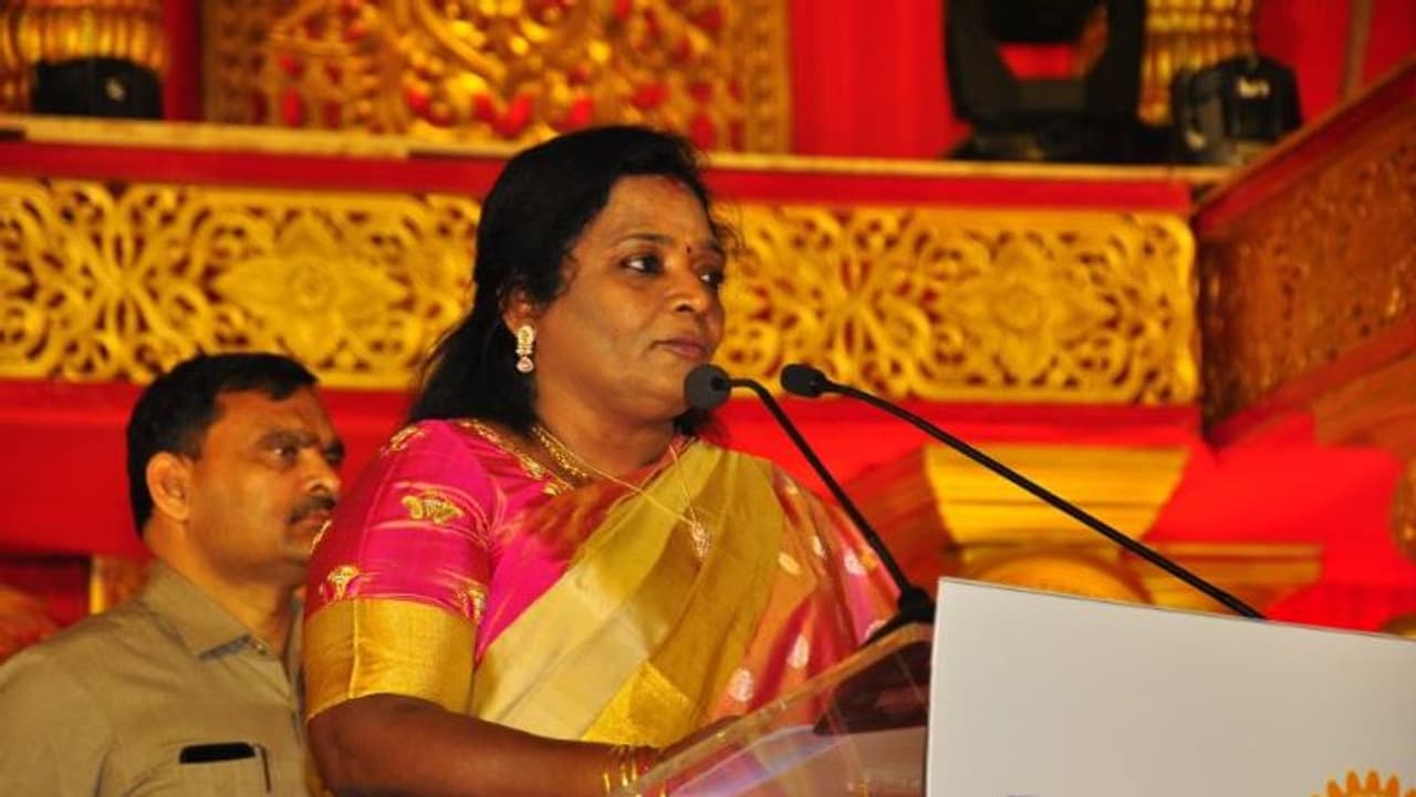 త్వరలోనే కోవాగ్జిన్ వ్యాక్సిన్ ప్రజలకు అందుబాటులోకి: తమిళిసై