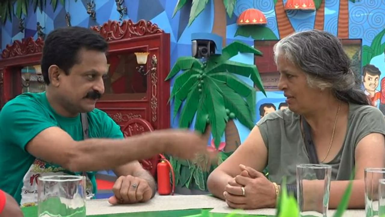 'ഓരോരുത്തരെയും കണ്ടാല്‍ എത്ര പ്രായം പറയും?'; ആരോഗ്യ ക്ലാസ്സുമായി രജിത് കുമാര്‍