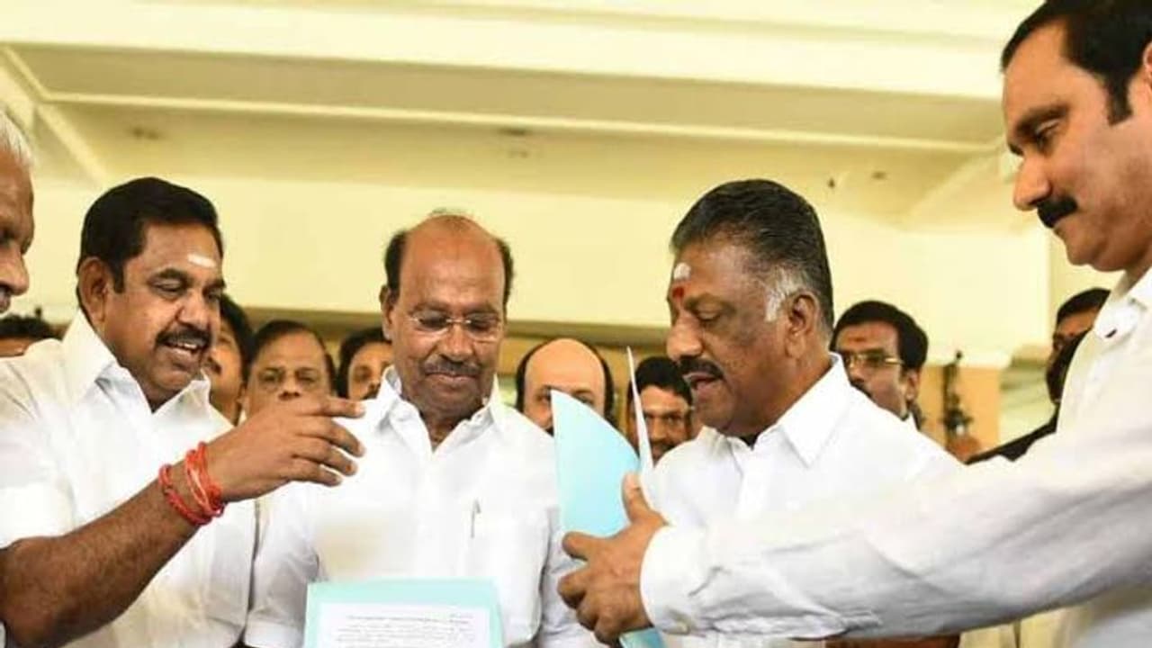 பாமக தனித்துப்போட்டி... அதிமுக கூட்டணியை பிரிய காரணம் என்ன..? போட்டுடைத்த பாமக நிர்வாகி..! பாமக தனித்துப்போட்டி... அதிமுக கூட்டணியை பிரிய காரணம் என்ன..? போட்டுடைத்த பாமக நிர்வாகி..!