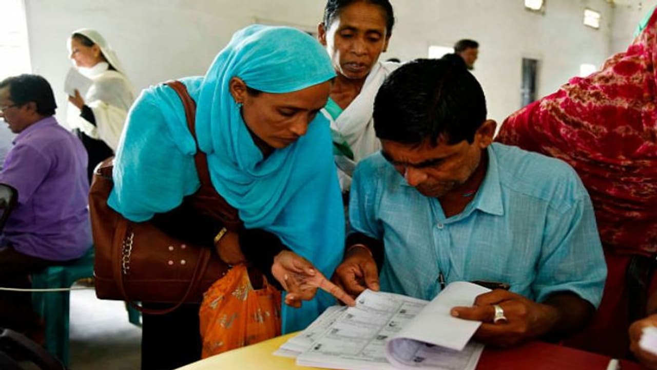 এনআরসি তে শিশুদের নাম বাদ গেলেই বাবা মায়ের সঙ্গে বিচ্ছেদ নয়, জানাল কেন্দ্র