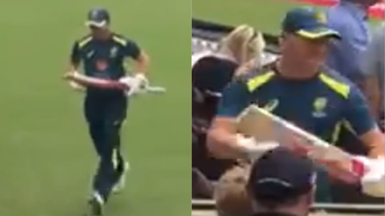 வாரி வழங்கும் வள்ளல் வார்னர்.. இளம் ரசிகருக்கு வாழ்நாள் முழுதும் மறக்கமுடியாத சர்ப்ரைஸ் கொடுத்த வார்னர்.. வீடியோ வாரி வழங்கும் வள்ளல் வார்னர்.. இளம் ரசிகருக்கு வாழ்நாள் முழுதும் மறக்கமுடியாத சர்ப்ரைஸ் கொடுத்த வார்னர்.. வீடியோ