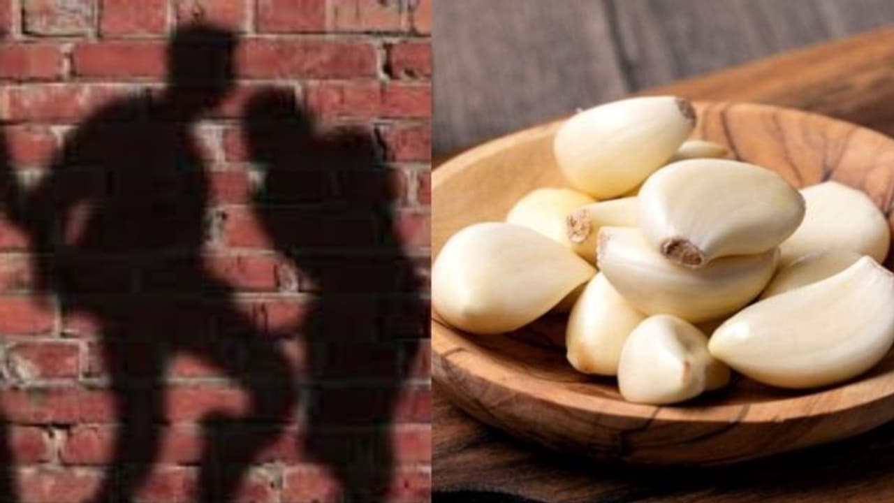 വെളുത്തുള്ളി മോഷ്ടിച്ചുവെന്നാരോപിച്ച് യുവാവിനെ ന​ഗ്നനാക്കി ക്രൂരമായി മർദ്ദിച്ചു