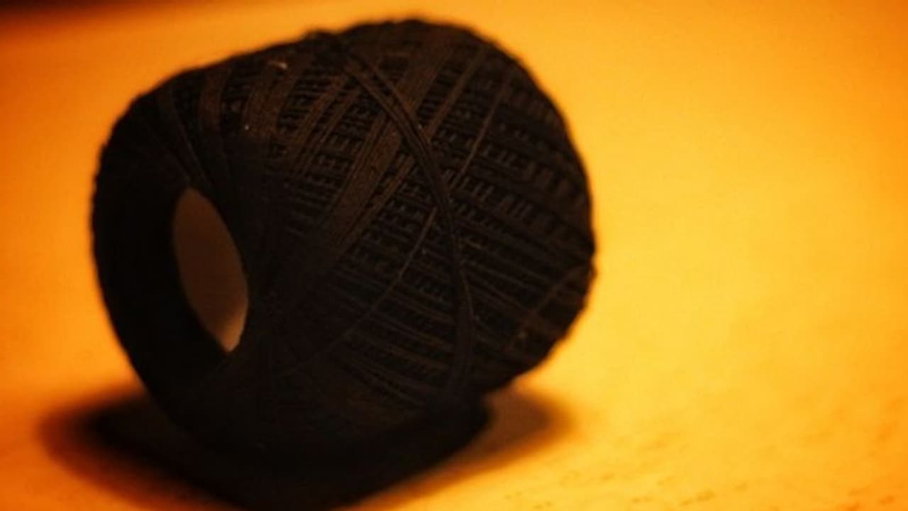 সাবধান, এই রাশির জাতকরা ভুলে কালো সুতো পরবেন না, বিপদ ঘনিয়ে আসতে পারে সাবধান, এই রাশির জাতকরা ভুলে কালো সুতো পরবেন না, বিপদ ঘনিয়ে আসতে পারে