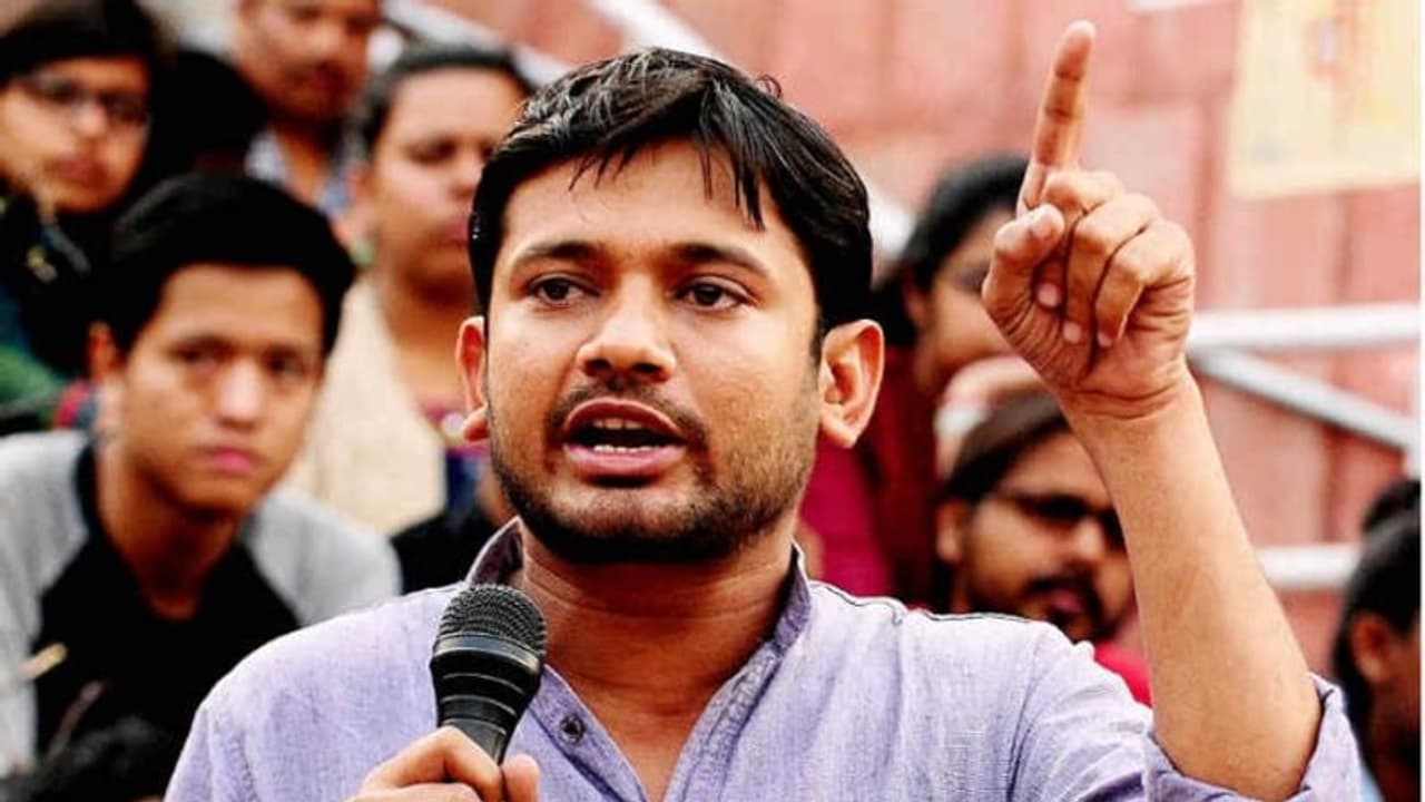 പൗരത്വ നിയമ ഭേദഗതി പ്രതിഷേധം; ബിഹാറില് കനയ്യ കുമാറിന് നേരേ വീണ്ടും കല്ലേറ് പൗരത്വ നിയമ ഭേദഗതി പ്രതിഷേധം; ബിഹാറില് കനയ്യ കുമാറിന് നേരേ വീണ്ടും കല്ലേറ്