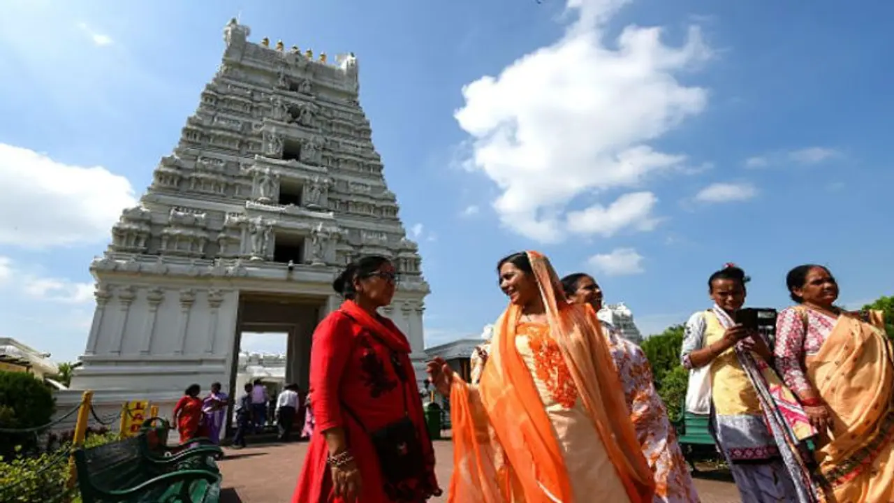 শিল্পপতি ভক্তের দানের পরিমাণ এক কোটি, ব্যয় হবে তিরুপতির গোমাতাদের পরিচর্যায় শিল্পপতি ভক্তের দানের পরিমাণ এক কোটি, ব্যয় হবে তিরুপতির গোমাতাদের পরিচর্যায়