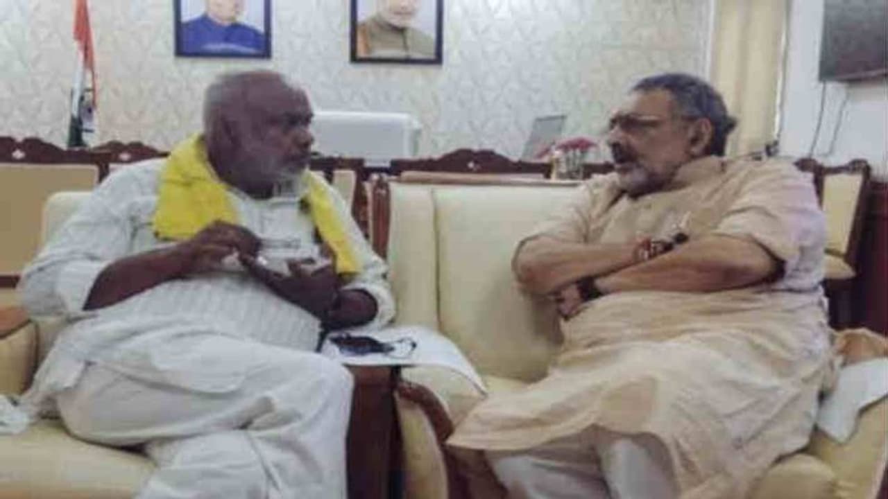 बीजेपी एमएलसी का बड़ा बयान, नीतीश नहीं भाजपा के किसी नेता को सीएम चाहती है बिहार की जनता बीजेपी एमएलसी का बड़ा बयान, नीतीश नहीं भाजपा के किसी नेता को सीएम चाहती है बिहार की जनता