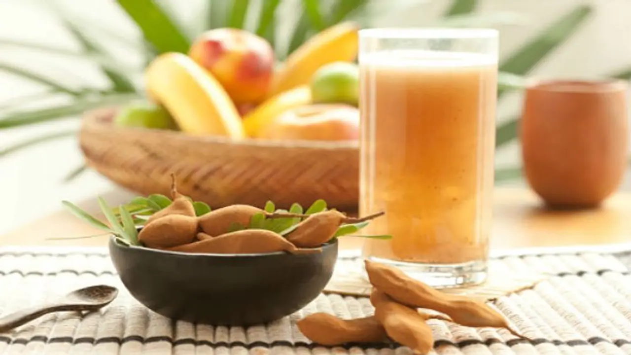 ঋতু পরিবর্তনের সময়ে গোলমরিচ মিশিয়ে তেঁতুলের উষ্ণ পানীয় খান ঋতু পরিবর্তনের সময়ে গোলমরিচ মিশিয়ে তেঁতুলের উষ্ণ পানীয় খান