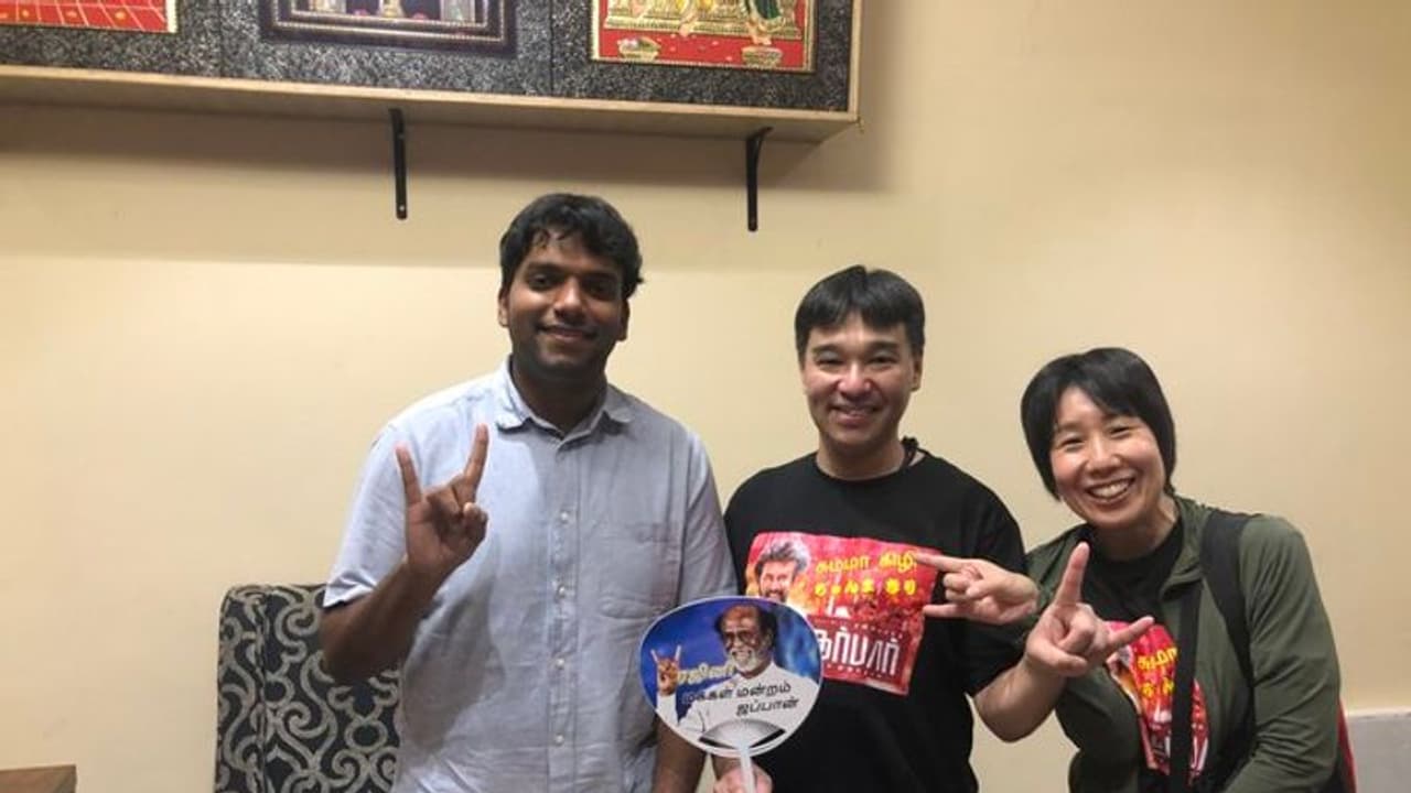 ரஜினியின் தர்பாரை காண ஜப்பானில் இருந்து பறந்து வந்த ரசிகர்... சென்னையில் எங்கு படம் பார்க்க போறாங்க தெரியுமா?