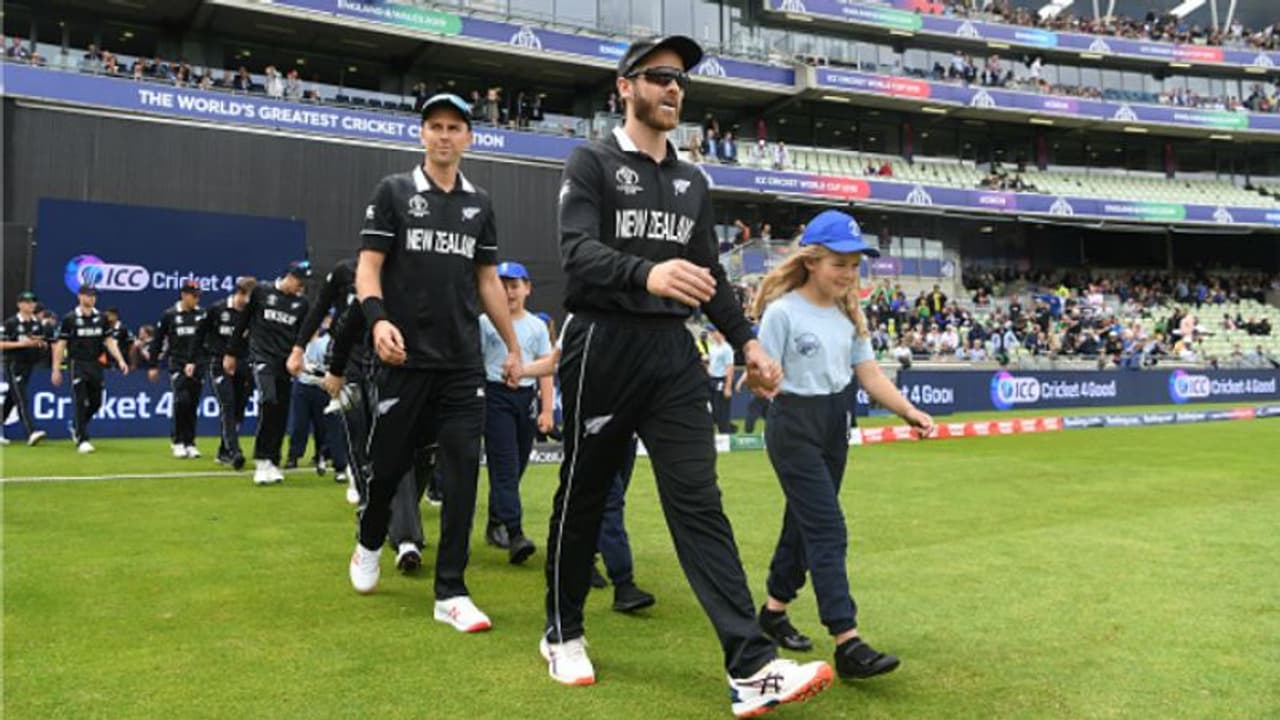 இந்தியாவுக்கு எதிரான தொடர்.. நியூசிலாந்துக்கு அணிக்கு மரண அடி.. முக்கியமான வீரர்கள் இல்லை இந்தியாவுக்கு எதிரான தொடர்.. நியூசிலாந்துக்கு அணிக்கு மரண அடி.. முக்கியமான வீரர்கள் இல்லை