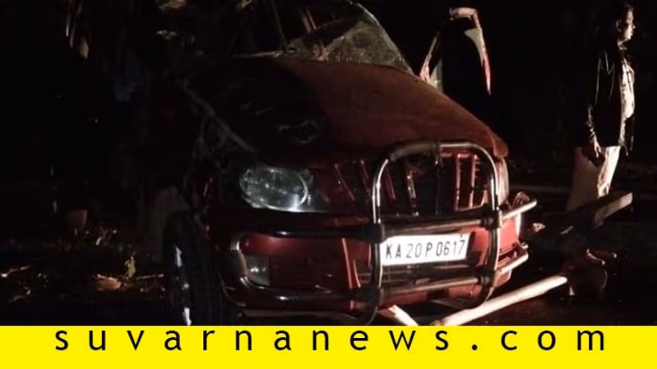 ಭೀಕರ ಕಾರು ಅಪಘಾತ : ಶಬರಿಮಲೆ ಯಾತ್ರಾರ್ಥಿಗಳು ಸಾವು ಭೀಕರ ಕಾರು ಅಪಘಾತ : ಶಬರಿಮಲೆ ಯಾತ್ರಾರ್ಥಿಗಳು ಸಾವು