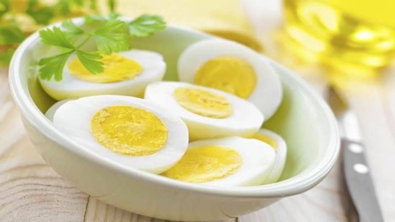 ডিম খেলেই কোলেস্টেরল বাড়বে এমন কোনও কথা নেই কিন্তু