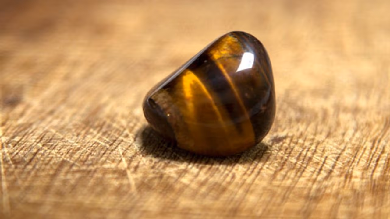 ঘুমিয়ে থাকা ভাগ্যও জেগে ওঠে এই রত্নের সাহায্যে, ধারণের সঙ্গে সঙ্গে মেলে আশ্চর্যজনক ফলাফল