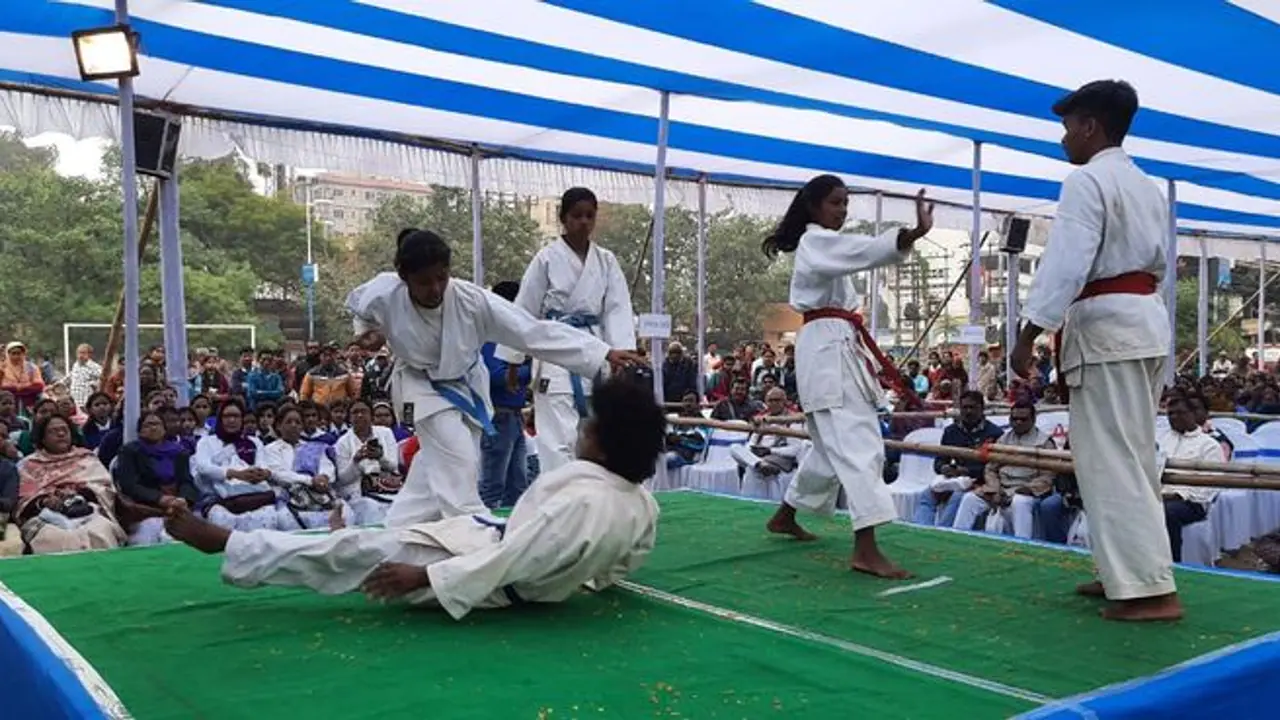 নির্যাতনের মোকাবিলায় নারী শক্তির জাগরণ, পুলিশের উদ্যোগে শুরু 'সুকন্যা' প্রকল্প নির্যাতনের মোকাবিলায় নারী শক্তির জাগরণ, পুলিশের উদ্যোগে শুরু 'সুকন্যা' প্রকল্প