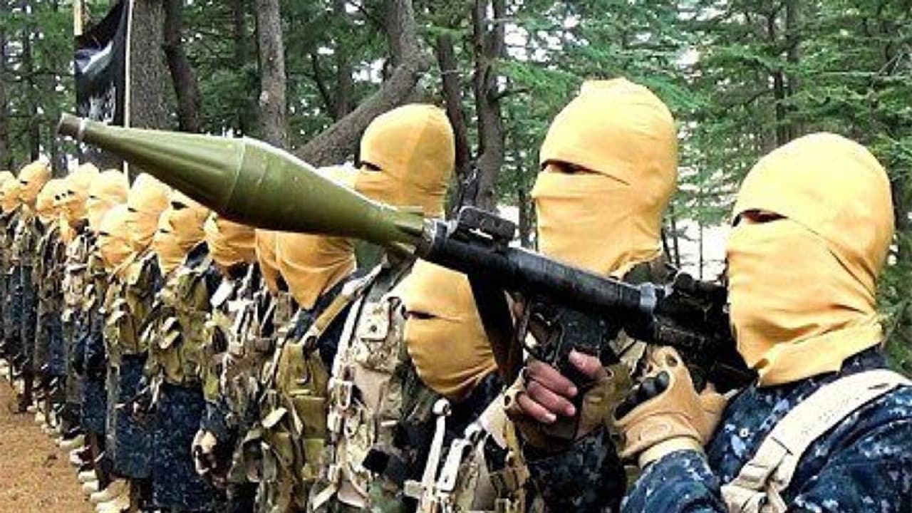 இந்தியாவில் தாக்குதல் நடத்த பாகிஸ்தான் சதி !! வங்க தேசத்தில் தீவிரவாதிகளுக்கு பயிற்சி !! இந்தியாவில் தாக்குதல் நடத்த பாகிஸ்தான் சதி !! வங்க தேசத்தில் தீவிரவாதிகளுக்கு பயிற்சி !!