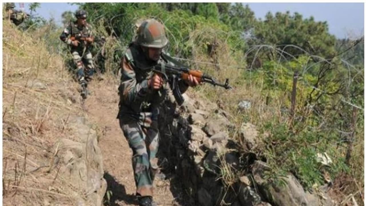 ജമ്മുകശ്മീർ നിയന്ത്രണ രേഖയിൽ വീണ്ടും പാക് ഷെല്ലാക്രമണം ജമ്മുകശ്മീർ നിയന്ത്രണ രേഖയിൽ വീണ്ടും പാക് ഷെല്ലാക്രമണം