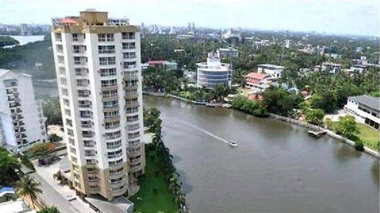 മരട് പൊളിക്കല്: സ്ഫോടനത്തിനു ശേഷം സമീപത്തെ കെട്ടിടങ്ങൾ പരിശോധിക്കാന് വിദഗ്ധസംഘം മരട് പൊളിക്കല്: സ്ഫോടനത്തിനു ശേഷം സമീപത്തെ കെട്ടിടങ്ങൾ പരിശോധിക്കാന് വിദഗ്ധസംഘം