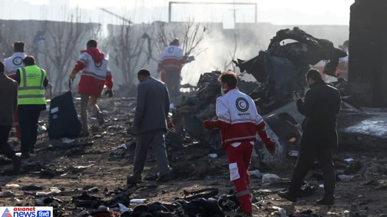 ईरान ने यूक्रेन के विमान के मिसाइल की चपेट में आने की बात की खारिज ईरान ने यूक्रेन के विमान के मिसाइल की चपेट में आने की बात की खारिज