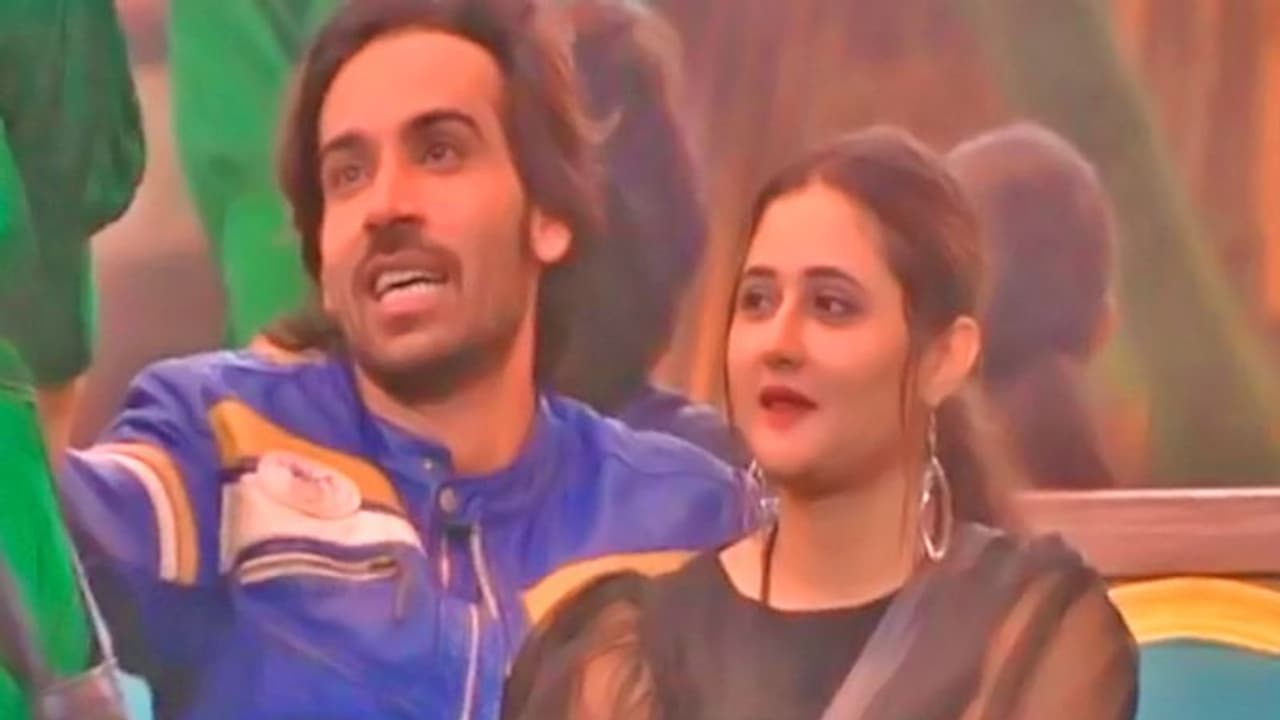 सेक्स रैकेट में फंसी इस बिग बॉस कंटेस्टेंट की Ex गर्लफ्रेंड, 5 स्टार होटल से पकड़ाई सेक्स रैकेट में फंसी इस बिग बॉस कंटेस्टेंट की Ex गर्लफ्रेंड, 5 स्टार होटल से पकड़ाई