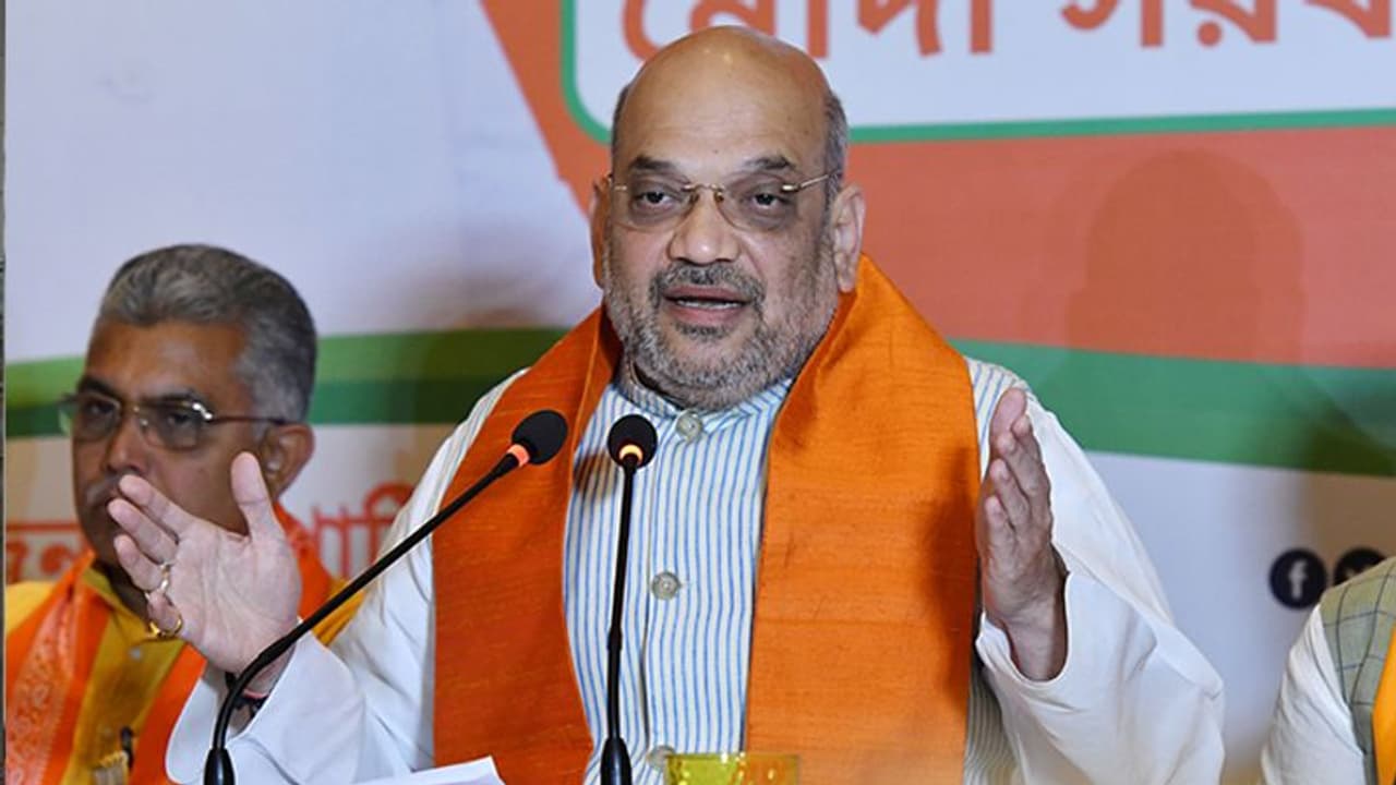 ಭೇಟಿಗೆ ಸಿಗದ ಅಮಿತ್ ಶಾ: 'ಅರ್ಹ' ಶಾಸಕ ಫುಲ್ ಗರಂ! ಭೇಟಿಗೆ ಸಿಗದ ಅಮಿತ್ ಶಾ: 'ಅರ್ಹ' ಶಾಸಕ ಫುಲ್ ಗರಂ!