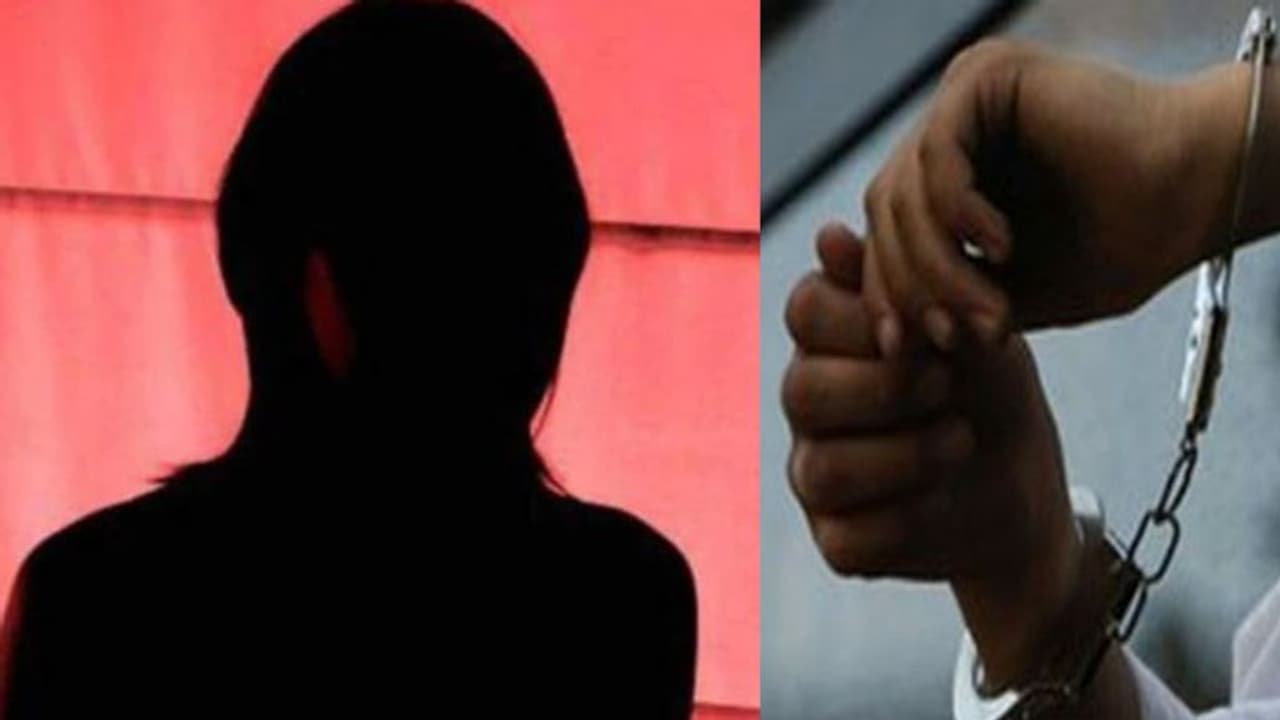 ಬಸ್ಸಿನಲ್ಲೇ ಇದನ್ನ ಸಾಗಿಸ್ತಿದ್ದ ಆಂಧ್ರ ಮಹಿಳೆ ಜೊತೆ 5 ಮಂದಿ ಅರೆಸ್ಟ್ ಬಸ್ಸಿನಲ್ಲೇ ಇದನ್ನ ಸಾಗಿಸ್ತಿದ್ದ ಆಂಧ್ರ ಮಹಿಳೆ ಜೊತೆ 5 ಮಂದಿ ಅರೆಸ್ಟ್