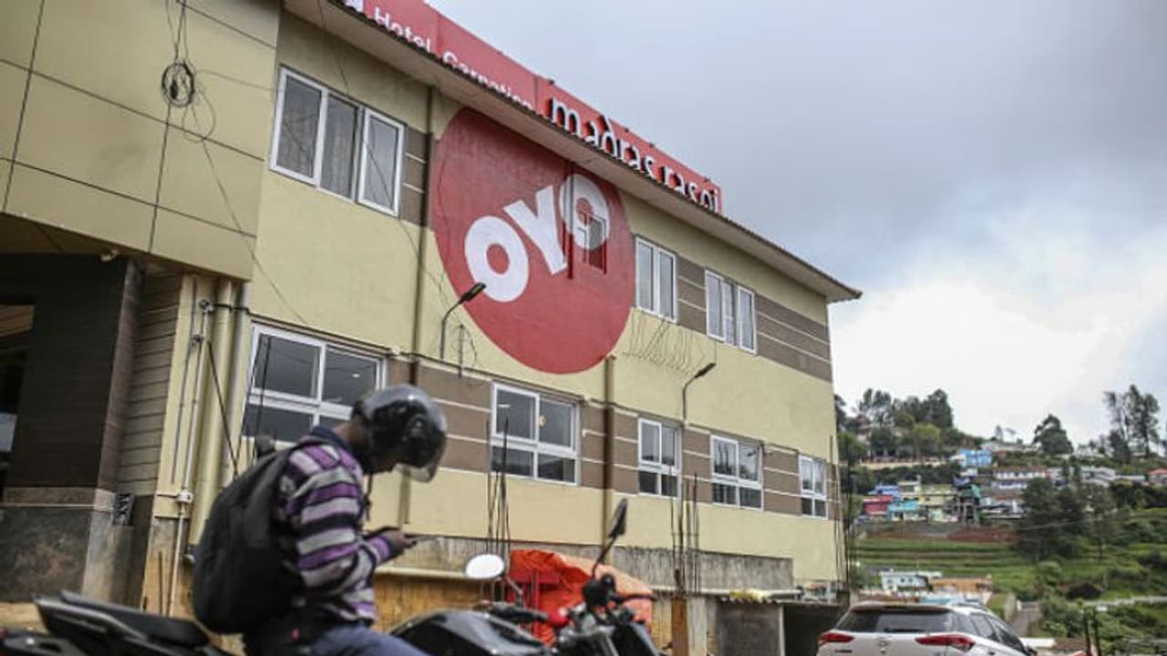 ১,২০০ কর্মী ছাটাই করল হোটেল পরিষেবা সংস্থা ওয়ো, কর্মহীন হওয়ার পথে তালিকায় আরও অনেকেই ১,২০০ কর্মী ছাটাই করল হোটেল পরিষেবা সংস্থা ওয়ো, কর্মহীন হওয়ার পথে তালিকায় আরও অনেকেই