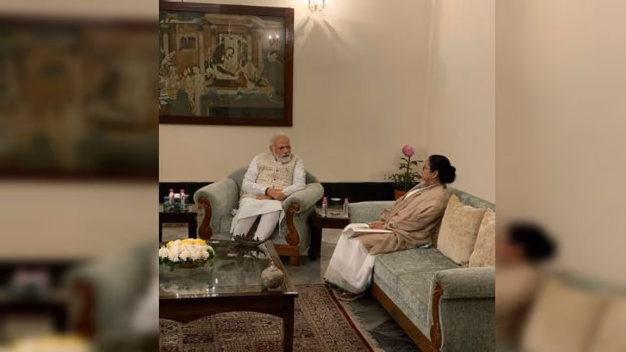 এনআরসি, সিএএ প্রত্যাহার করুন, মোদীর কাছে দাবি জানালেন মমতা এনআরসি, সিএএ প্রত্যাহার করুন, মোদীর কাছে দাবি জানালেন মমতা